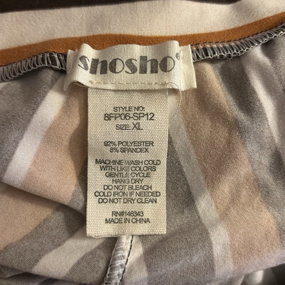 Set of Four Boho Pants ✌🏾🌼 - Picture 8 of 10